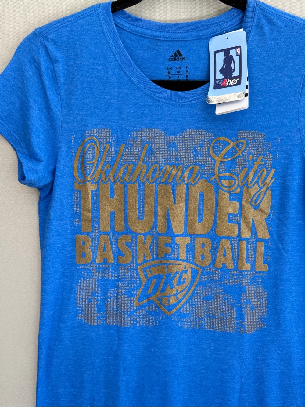 Adidas NBA4Her Oklahoma City Thunder Blue Graphic T-Shirt Women’s M NWT - Picture 3 of 10